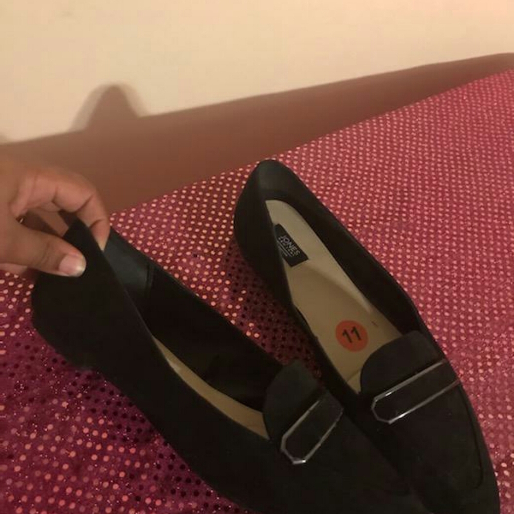 Shoes - Picture 2 of 2